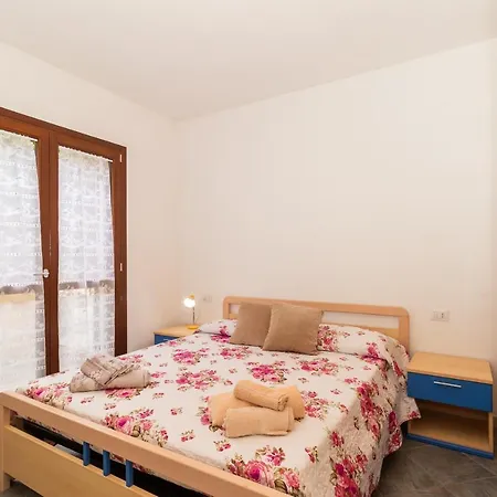 Con Piscina 03 Lägenhet *