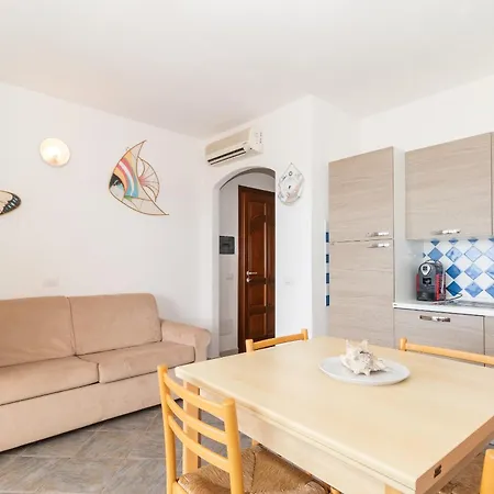 Con Piscina 03 Trinità dʼAgultu